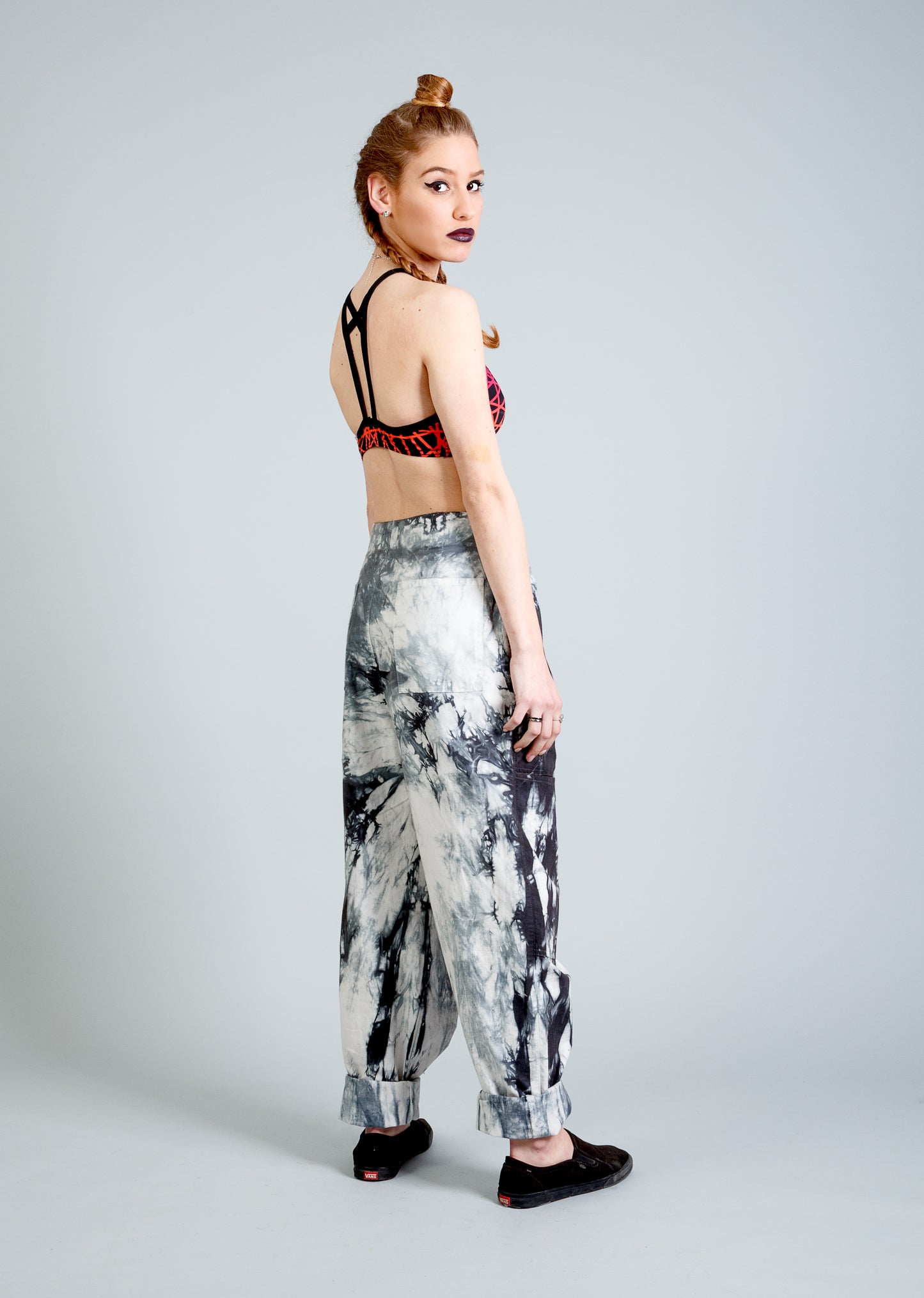 the kickbacks Slouchy drawstring black smoke tie dye slouch pants