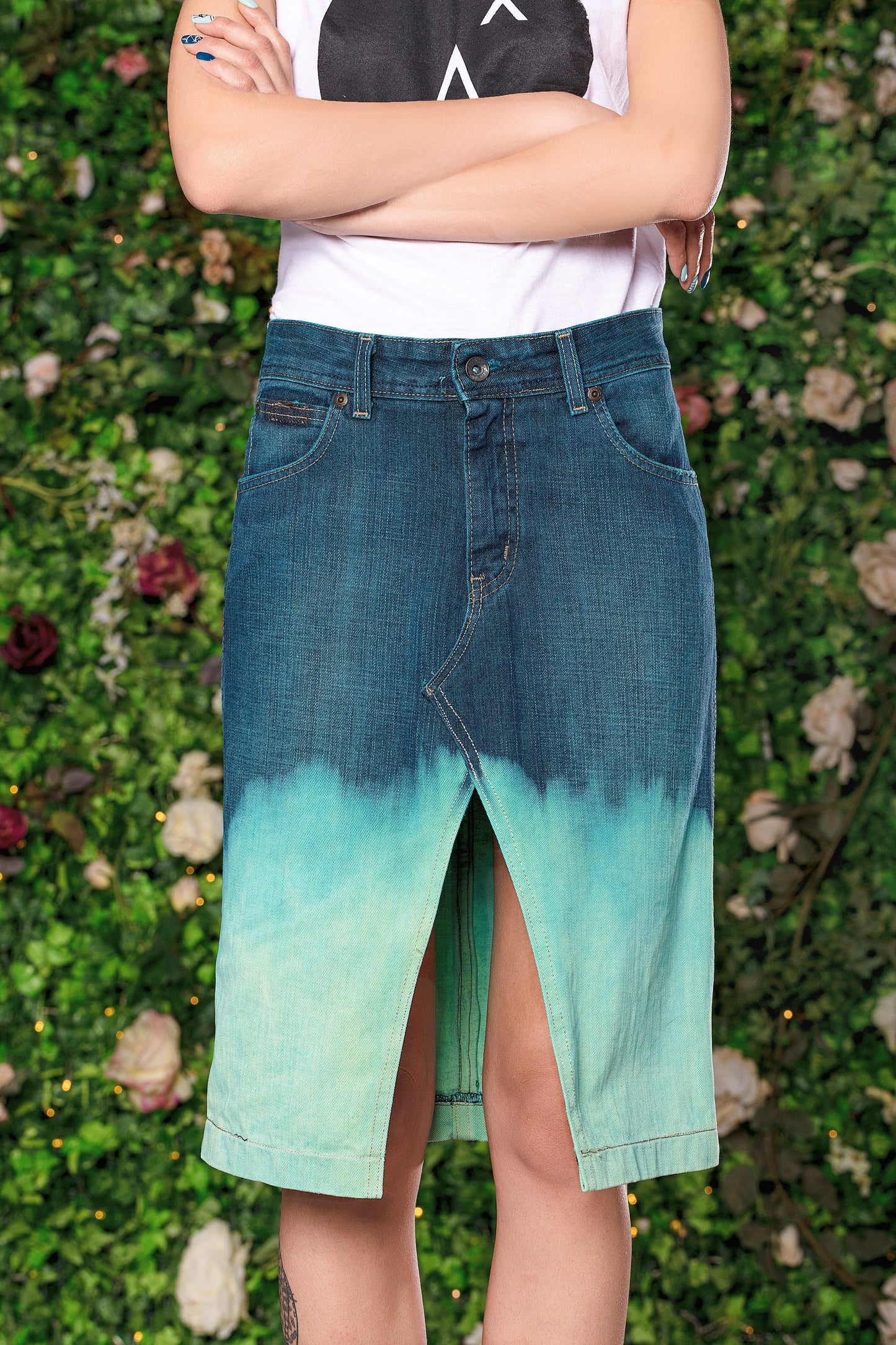 Turquoise dip dye gradient denim skirt with pockets | size S