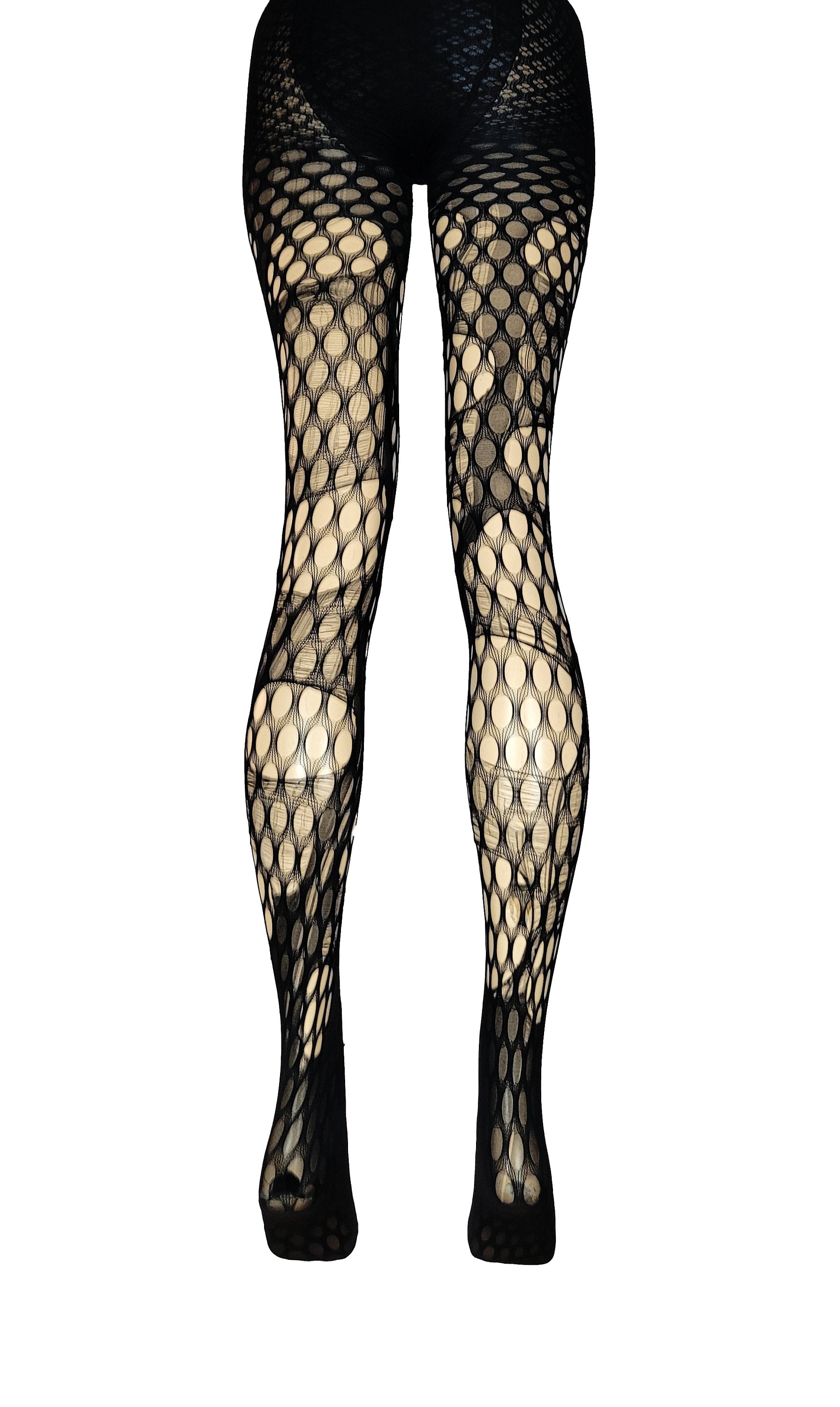 Large scale 2025 fishnet tights